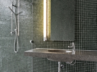 M&amp;S Construction - tiled bathroom