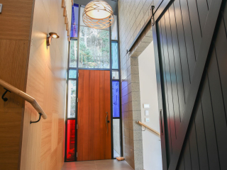 M&amp;S Construction - entryway