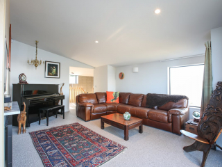 M&amp;S Construction - couch